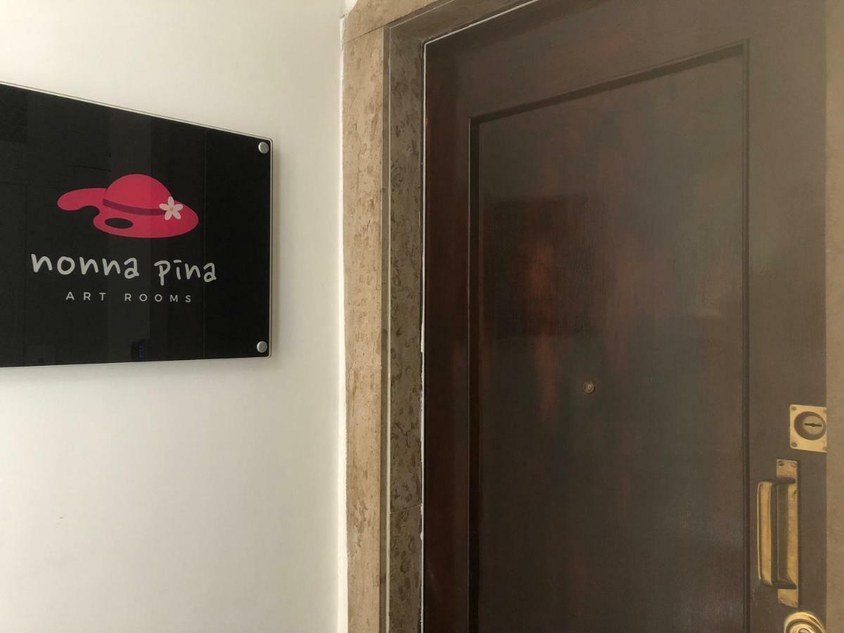 Nonna Pina Art Rooms Naples Exterior photo